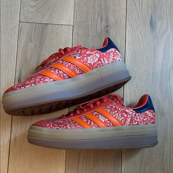 Adidas Orange an Navy Patterned Sneakers - Picture 2 of 10